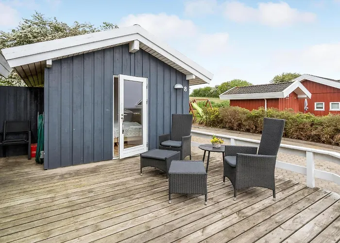 Vinkelbaek Xi Nyaraló *