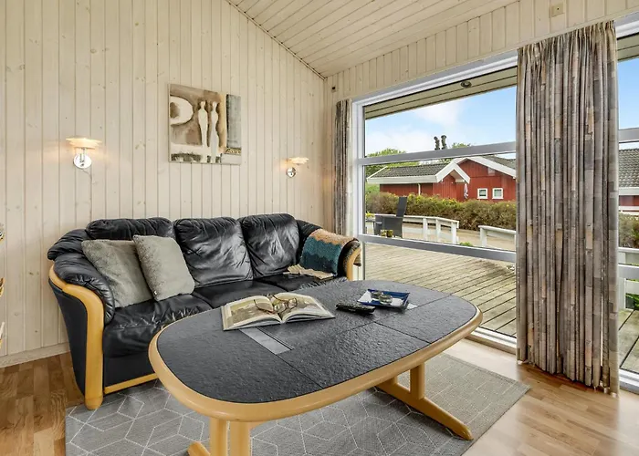 Vinkelbaek Xi Nyaraló